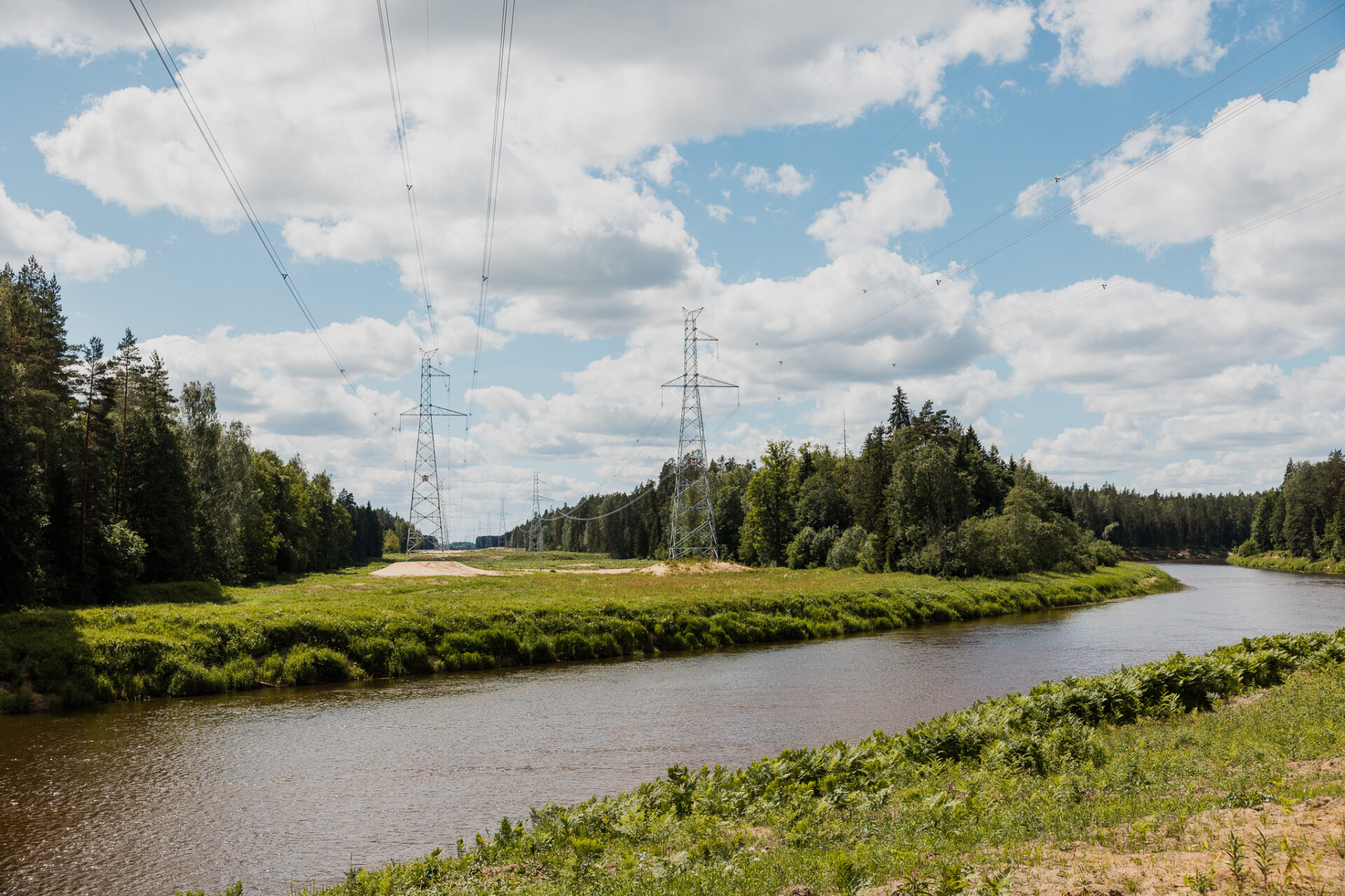 330 kV elektropārvades līnija Valmiera-Tsirguliina